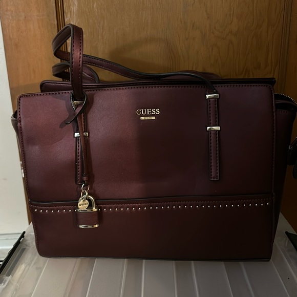 Guess Handbags - Guess purse